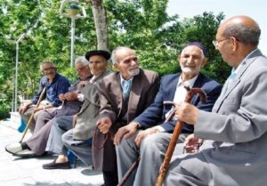 12 درصد جمعیت کشور سالمند هستند/ ایران سال 1410 وارد نقطه عطف جمعیتی می‌شود