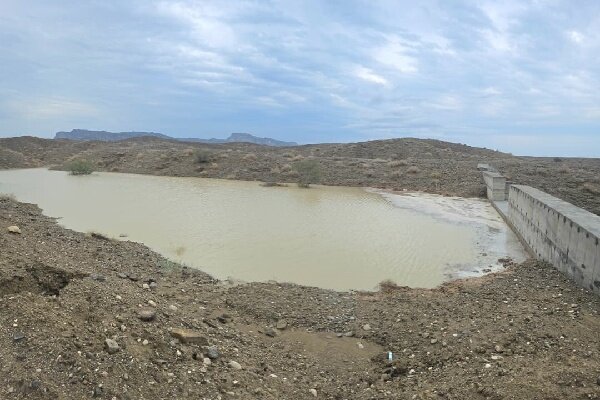 آبگیری ۵۰ سازه آبخیزداری در جاسک