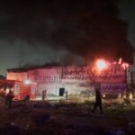 آتش‌سوزی هولناک یک کارخانه در جاده ساوه/ آخرین آمار قربانیان