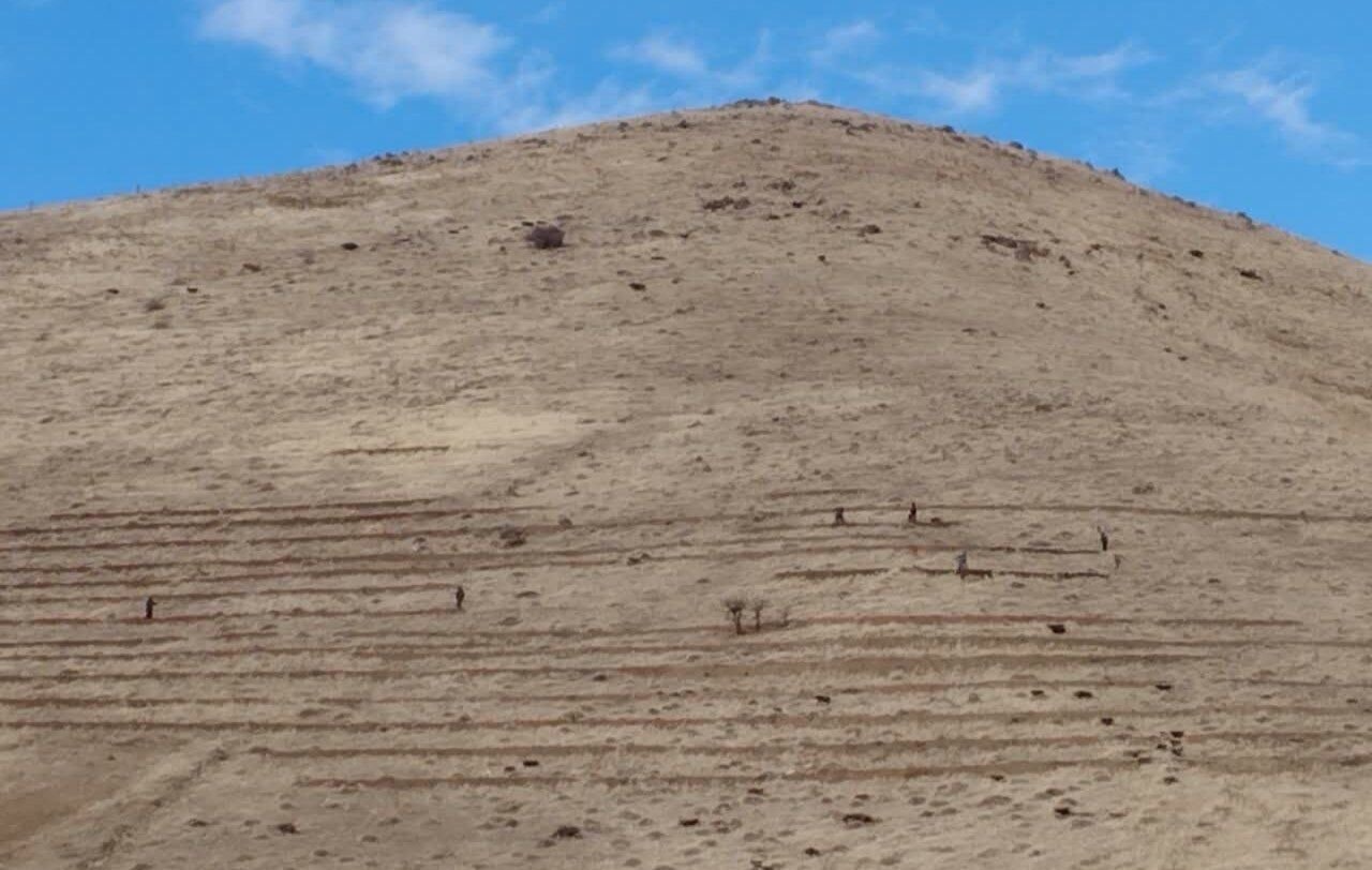 آغاز عملیات بانکت‌بندی و اصلاح اراضی در روستای مروارید کامیاران