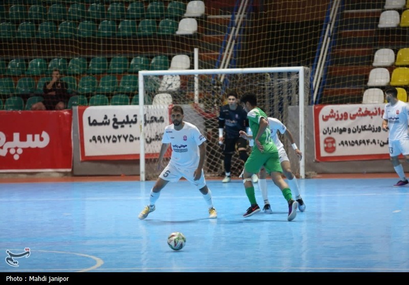 ادامه صدرنشینی گیتی‌پسند با شکست نماینده شهرکرد+تصویر