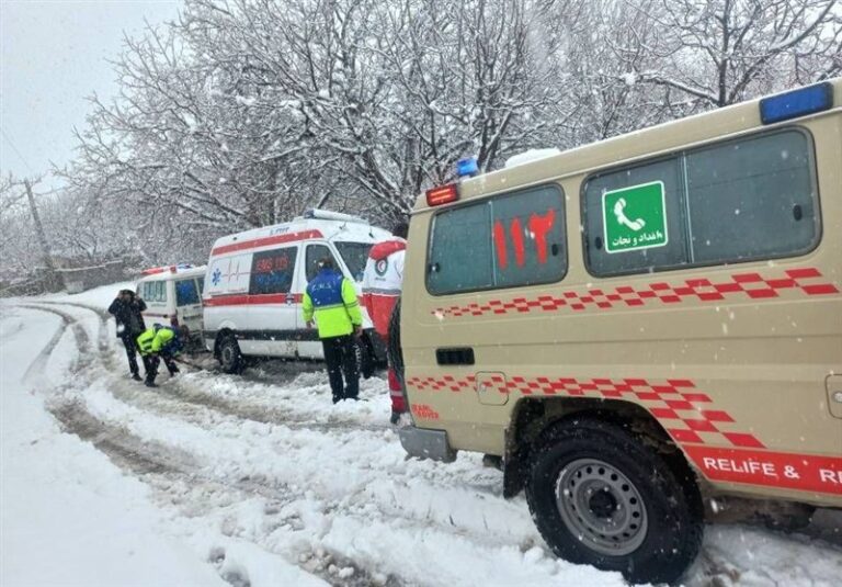 امدادرسانی هلال‌احمر کرمان به بیش از 4600 نفر در پی سیل، برف و کولاک اخیر