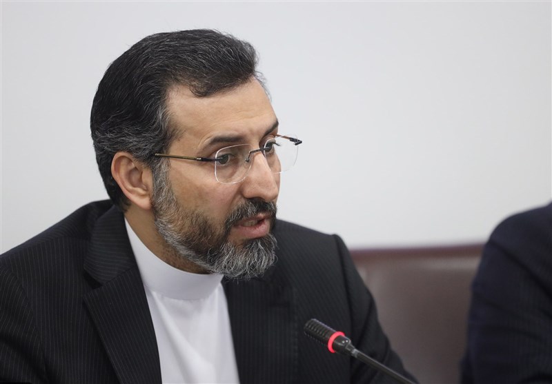 انتقاد عضو شورا از تاخیر در پرداخت مطالبات پیمانکاران شهرداری مشهد