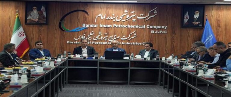 بازار سرمایه، چشم‌انتظار عرضه سهام بزرگ‌ترین شرکت پتروشیمی ایران/ پتروشیمی بندر امام به فرابورس می‌آید