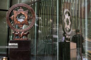 بورس در مدار ریزش/ افت ۳۵ هزار واحدی شاخص