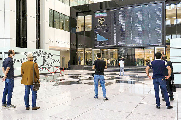 بورس منفی آغاز کرد / افت ۹۸۰۰ واحدی شاخص کل