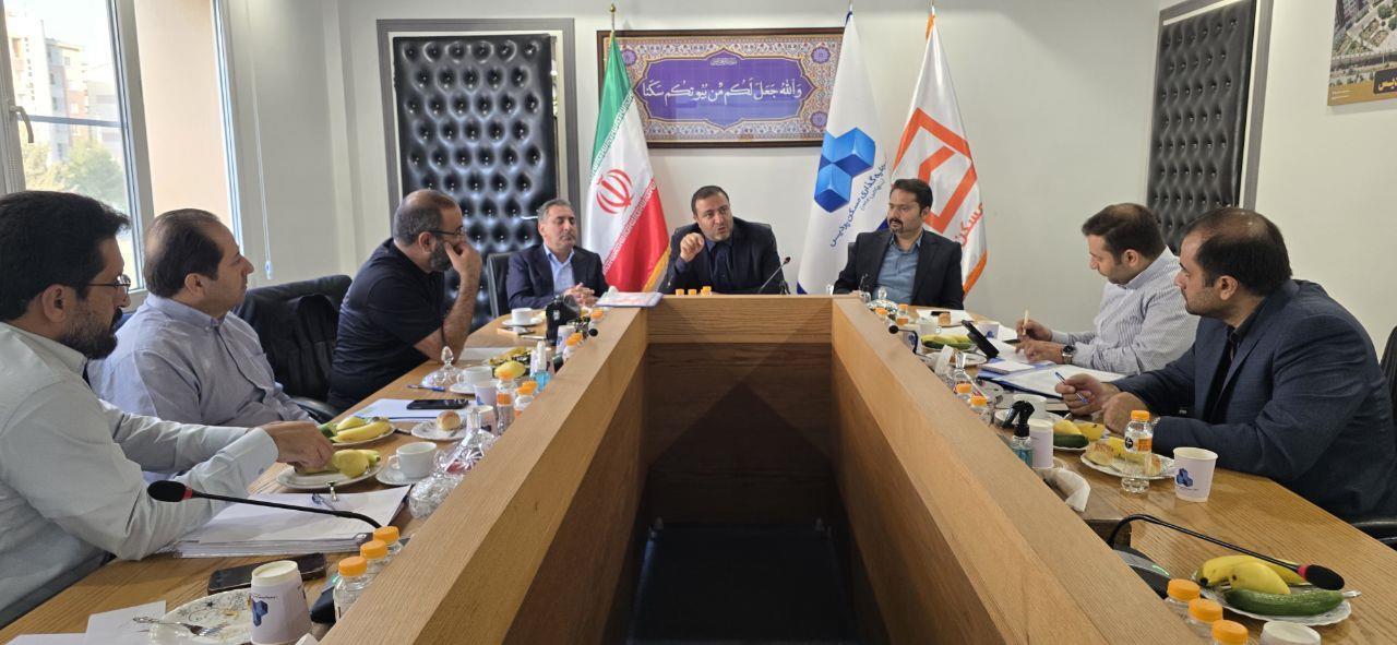 تأکید علیزاده بر تداوم مسیر پیشرفت در ثپردیس و نقش سرمایه انسانی در موفقیت ثمسکن