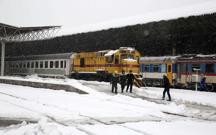 تردد تمامی قطارهای مسافری خراسان رضوی طبق برنامه زمان‌بندی‌شده