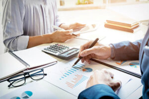 حال خوب صنعت لاستیک در پی  لغو قیمت‌گذاری دستوری + تحلیل و معرفی تک سهم پکویر