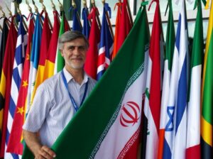 دانشمند وارسته، پیشتاز علم برای امنیت