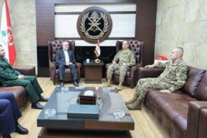دیدار سفیر ایران با وزیر دفاع و فرمانده ارتش لبنان