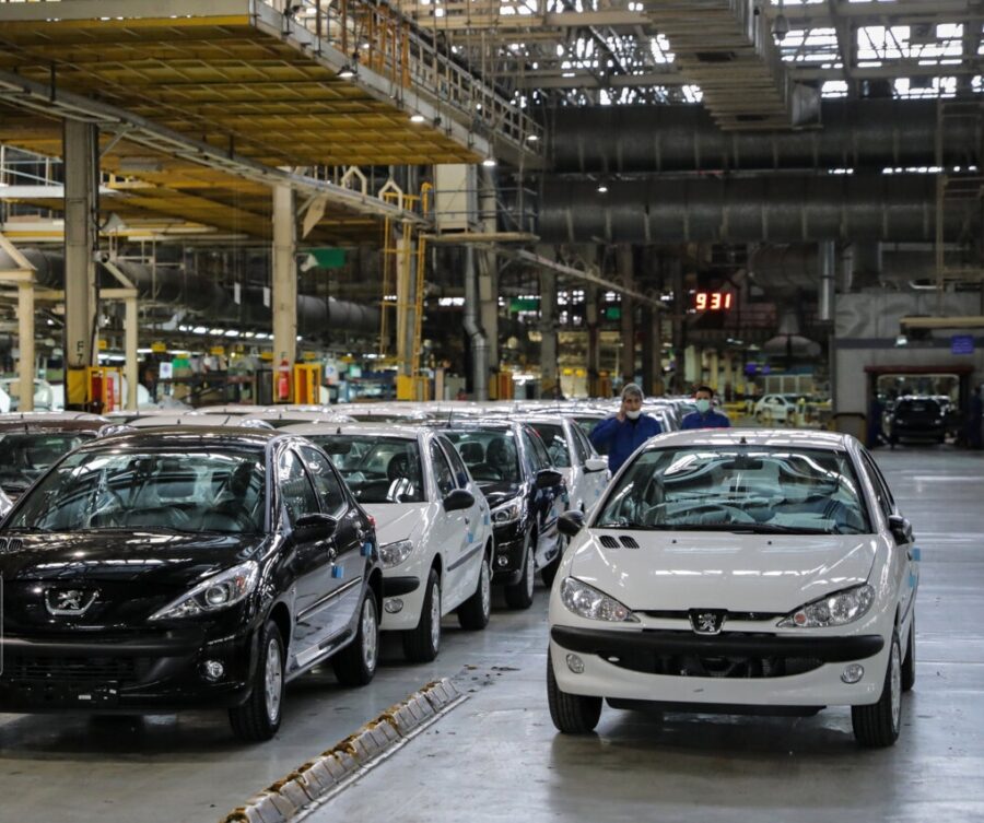 ذی نفعان تحمل حذف ۱۰درصد رانت خودرو را هم نداشتند!/ ایستادگی قاطع سازمان بورس در برابر رانت جواب داد