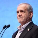 رئیس‌جمهور: آن‌چه را می‌نویسیم، عمل می‌کنیم/ قرارگرفتن مردم مقابل حاکمیت تلاش بیهوده دشمنان بود