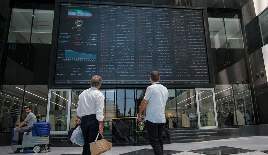 سرمایه‌گذاران در دوراهی ابهام/ بورس در اوج تاریخی، اما با کمترین بازدهی
