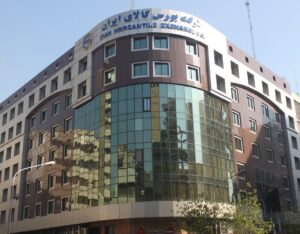 سیاست گذار باید بداند از بورس کالا چه می‌خواهد؟ / هدف کاهش دستوری قیمت است یا حذف رانت و رشد شفافیت