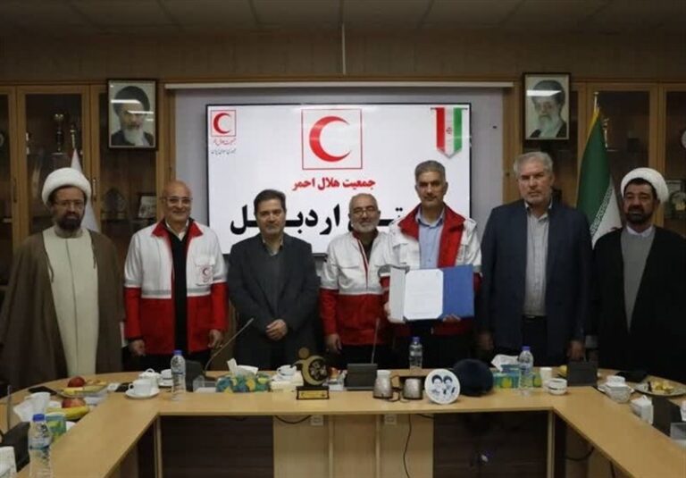 مسئولیت‌پذیری در کنار اتحاد ملی پایه‌های حفظ کشور است