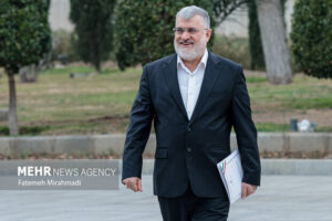 معتمدیان: ناوگان اتوبوسهای تهران با کسری قابل توجهی مواجه است