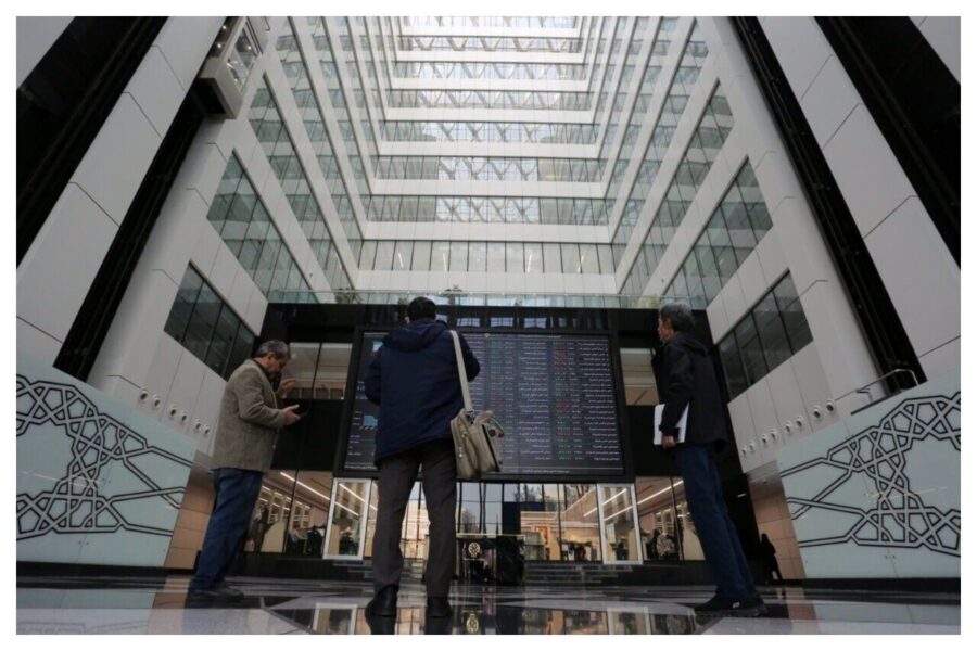 مقایسه شاخص بورس در دولت‌های مختلف / بازار سهام در کدام دولت رکورد زد؟