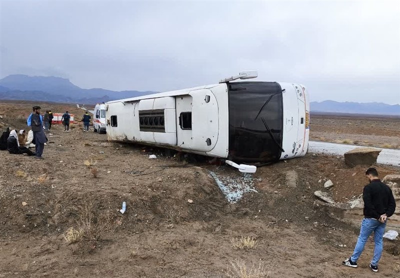 واژگونی 2 اتوبوس در محور زاهدان ـ بم با 14 کشته و زخمی‌