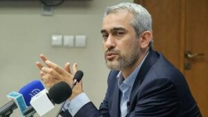 پیش‌بینی وزیر اقتصاد از آینده بازار سرمایه/ مردم بورس را برای پس‌انداز در اولویت قرار دهند