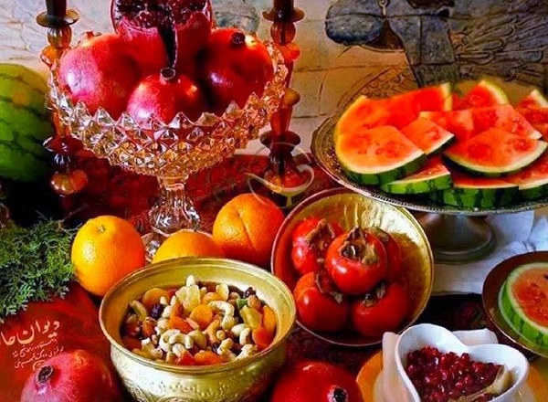 چند توصیه تغذیه‌ای برای دورهمی های شب یلدا