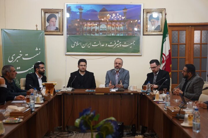 کامل نواب: شیراز به متخصصانی بدون سیاسی کاری در حل مسائل نیازمند است