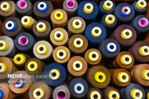 کمبود دسترسی به محصولات پتروشیمی؛ رقابت نابرابر نساجی ایران با رقبا