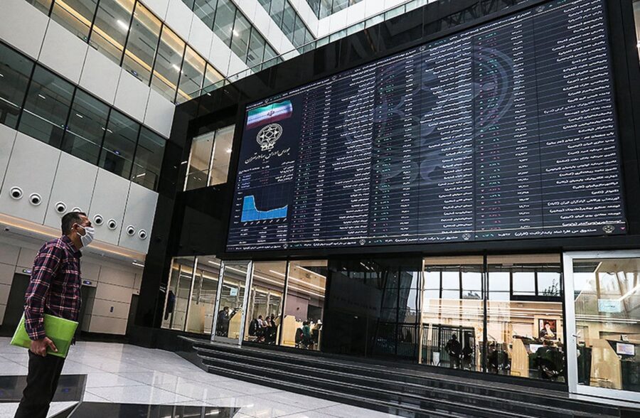 گزارش بازار بدهی۵ اردبیهشت ماه/ اختلاف نرخ بازده تا سررسید گام و اخزا، ۶ درصد