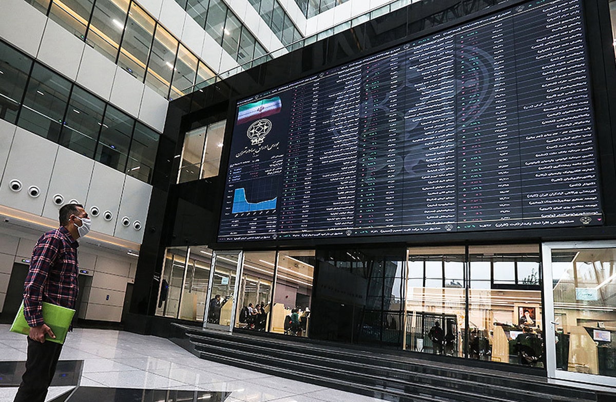 گزارش بازار بدهی۵  اردبیهشت ماه/ اختلاف نرخ بازده تا سررسید گام و اخزا، ۶ درصد