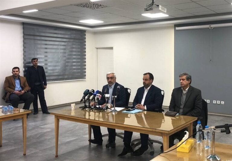 ۹ میلیون نفر برای ۲۰ هزار خودرو ثبت نام کردند / در صورت عدم عرضه خودرو در بورس کالا، صنعت خودرو به تعطیلی کشیده می شد