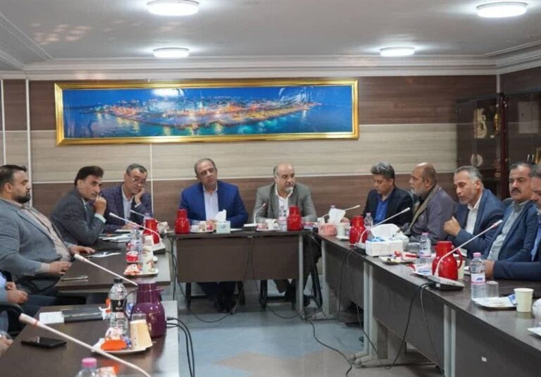 اصناف نقش کلیدی در ثبات بازار بوشهر دارند