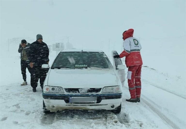 بارش سنگین برف در ارتفاعات هراز