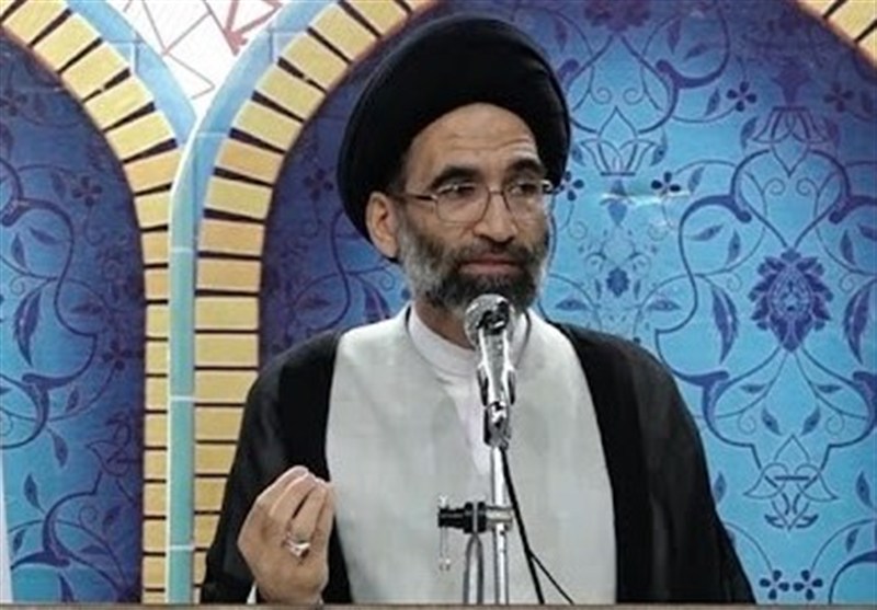 رئیس جمهور تذکرات دلسوزان نظام را مورد توجه قرار دهد