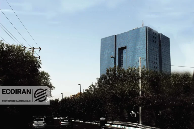 ورود جدی بانک مرکزی به بازار ارز/ پایان بازی دلالان؟