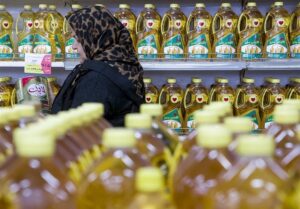 کمبود روغن در بازار کردستان؛ چه کسی پاسخگوست؟