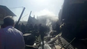 اولین تصاویر از سقوط یک فروند بالگرد در میدان تره‌بار+ عکس