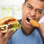 این غذاها ریسک ابتلای شما به بیماری‌های روانی را بالا می‌برند