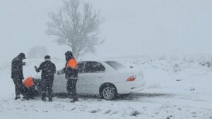 بارش و برف و باران در این ۳ استان کشور| کدام جاده ها مسدود شد؟