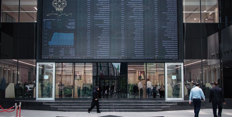 بورس به جلوگیری از خروج حقیقی ها امیدوار است