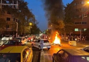 تروریست‌های مسلح چگونه کلانتری سوادکوه را به آتش کشیدند؟