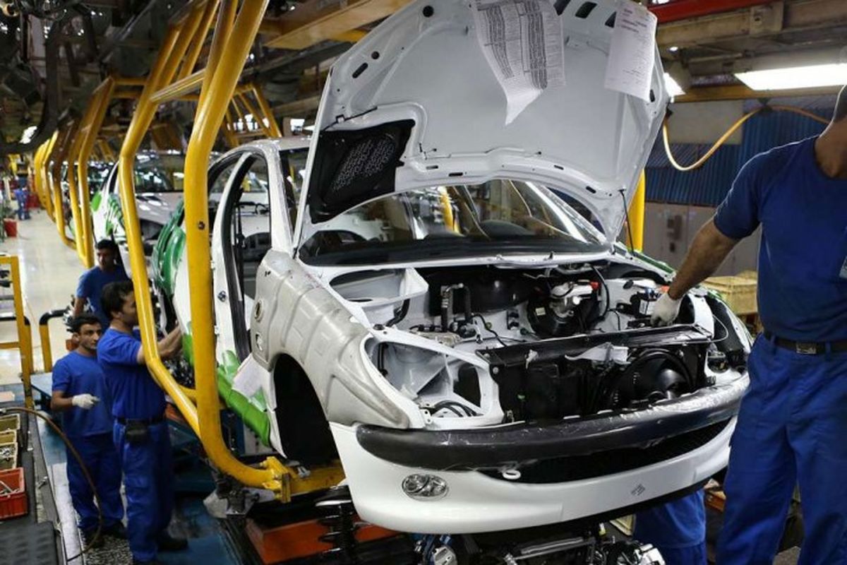 خودروهای جدید در راه بورس کالا / عرضه خودرو در بورس چگونه به صنعت خودروسازی کمک می کند؟