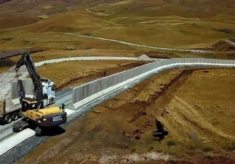 فعالیت تیپ مهندسی رزم در پروژه انسداد مرزها/ تقدیم 628 شهید مهندسی رزم