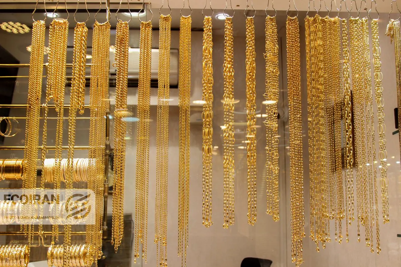 قیمت جدید طلای 18عیار امروز شنبه 2 اسفند/ کاهش نرخ طلا + جدول