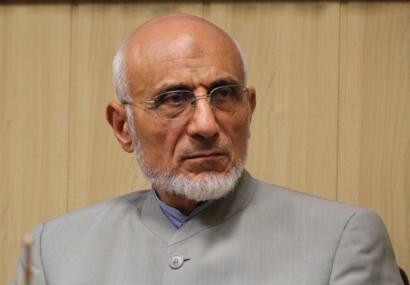 میرسلیم: بازار خودرو انحصاری نیست / کاهش قیمت خودرو در صورت حذف هزینه های تولیدکنندگان