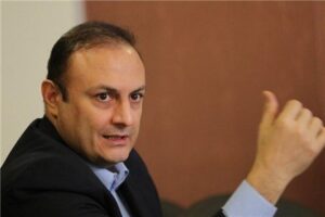 واگذاری سهام ایران خودرو و سایپا تا مهر ماه