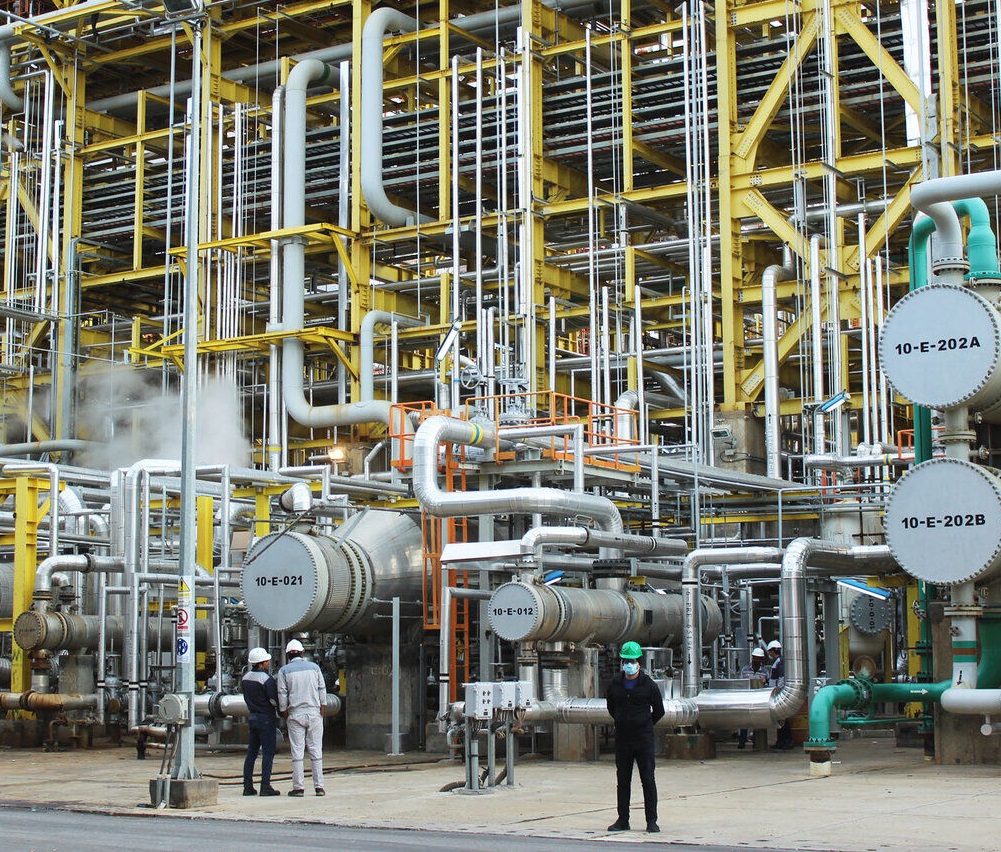 پتروشیمی ها تمام ارز خود را در بازار آزاد عرضه می کنند؟