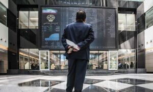 پیش بینی بورس امروز؛ فرش قرمز دلار برای شاخص هم وزن