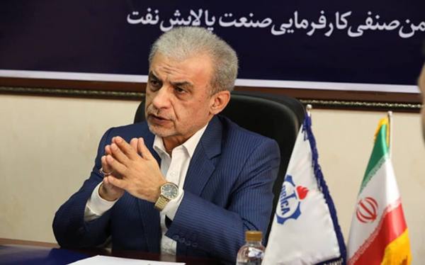 چرا قیمت نفت خام اعلام نمی شود؟ /  وزارت نفت هرچه زودتر رسیدگی کند