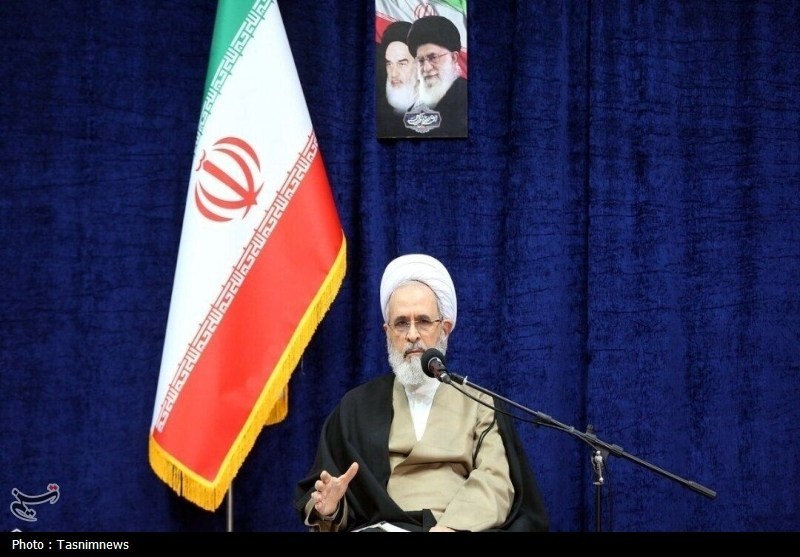 کتاب سال حوزه آینه پژوهش و پیشتازی علمی حوزه است