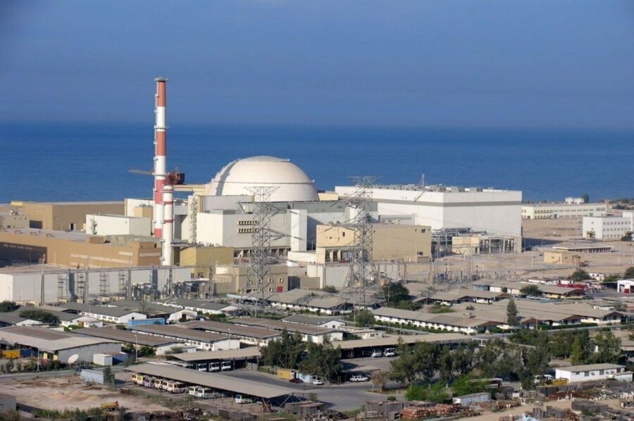 اصابت یک پرتابه دشمن به محوطه نیروگاه اتمی بوشهر‌/ ‌خسارتی ‌گزارش نشد‌